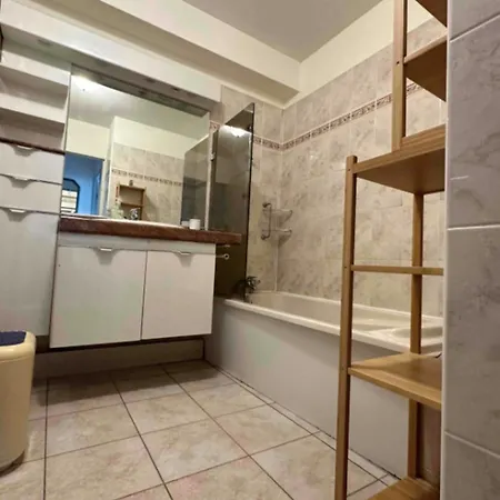 Beautiful With Terrace On The Seafront *
